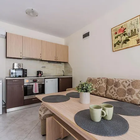 Lägenhet Romance 1br St St Constantine And Helena By Flat Manаger Saints Constantine and Helena