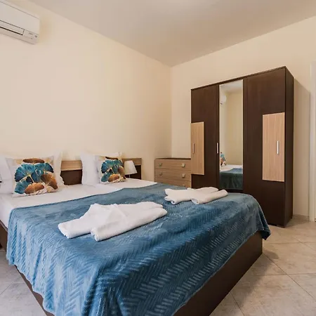 Romance 1br St St Constantine And Helena By Flat Manаger Saints Constantine and Helena