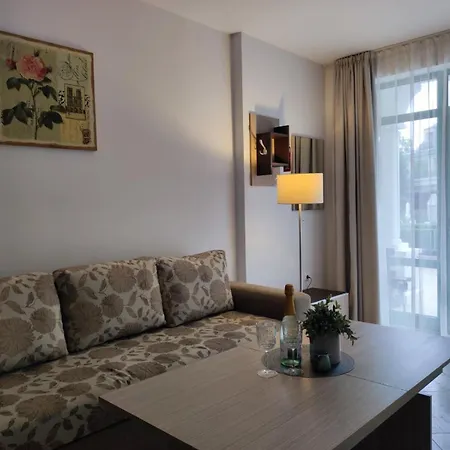 Romance 1br St St Constantine And Helena By Flat Manаger Saints Constantine and Helena