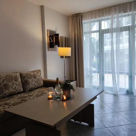 Lägenhet Romance 1br St St Constantine And Helena By Flat Manаger